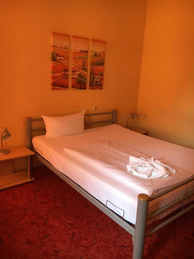 Hotel Pension Streuhof Berlin Exterior foto